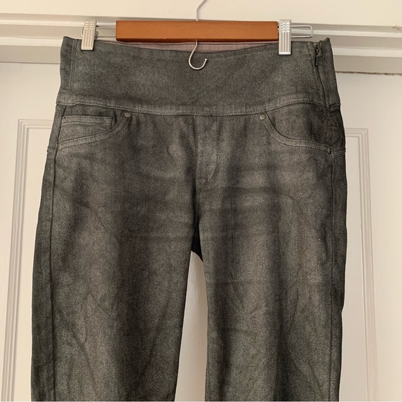 Spanx Pants Womens Medium Silver Metallic Dark Side Zipper Eye Hook Closure - Picture 2 of 13